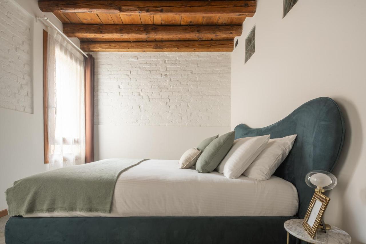 Castello Apartment With Garden R&R Венеція Екстер'єр фото